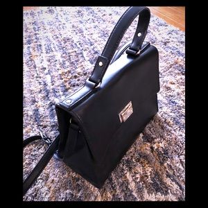 Authentic Kate Spade purse* price is firm